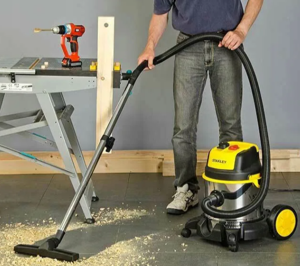 Уборка опилок строительным пылесосом
