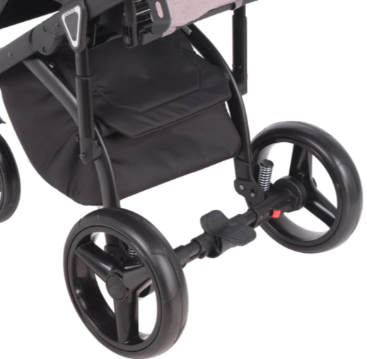 Детская коляска с надежной конструкцией