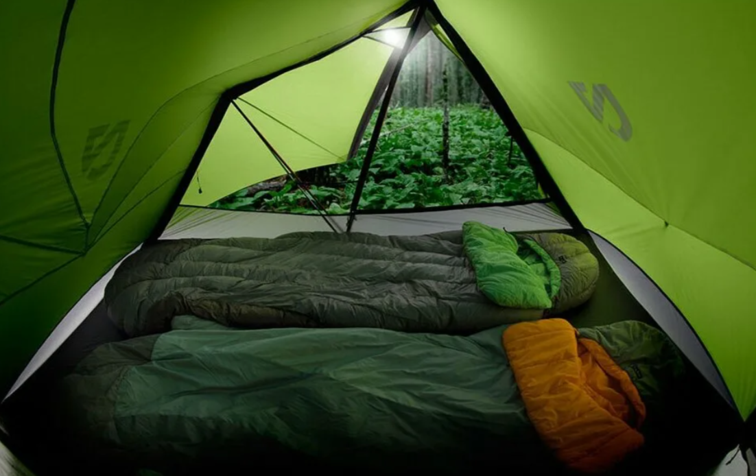 Туристическая палатка хорошего качества